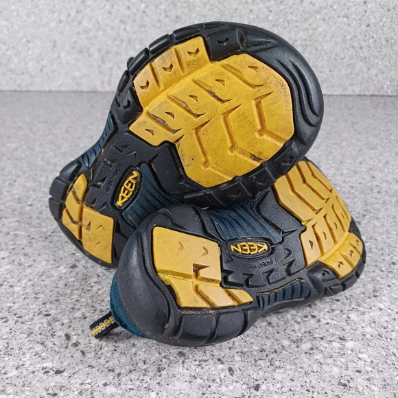 KEEN Blue Toddler Kids Shoes Size 8 - Picture 6 of 6